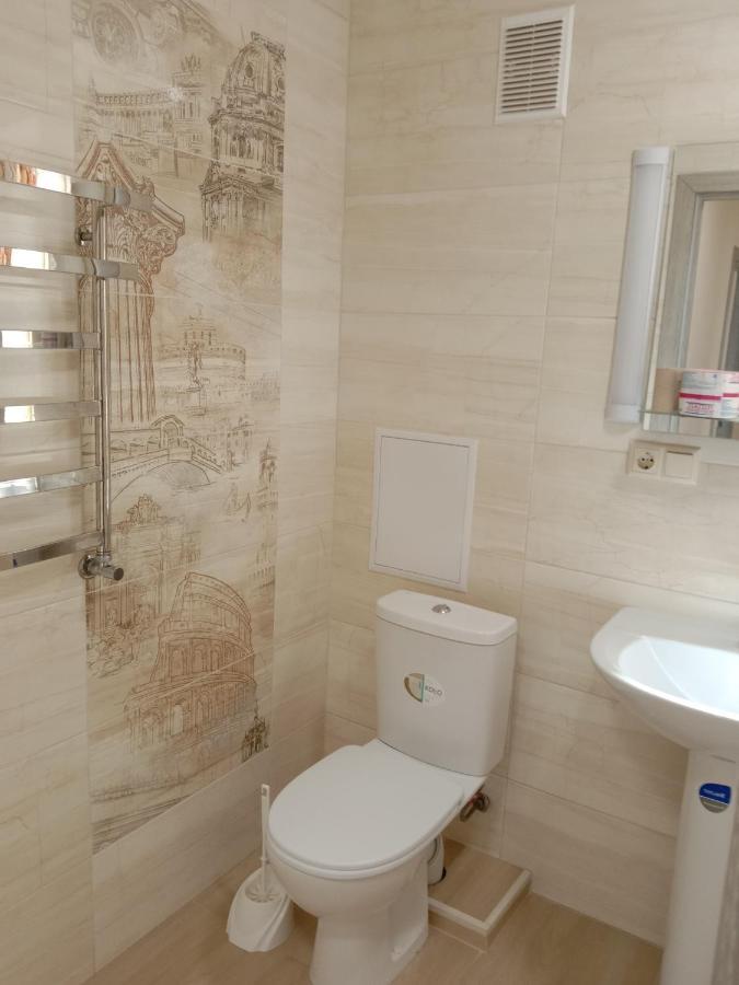 Однокімнатна 105 Apartman Khmelʼnytsʼkyy Kültér fotó