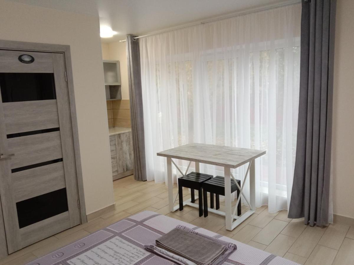 Однокімнатна 105 Apartman Khmelʼnytsʼkyy Kültér fotó